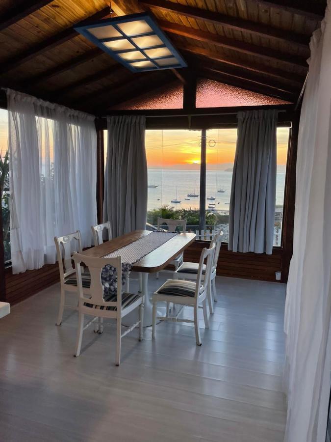 Holiday home Casa Em Joao Fernandes Com Magnifica Vista Al Mar.